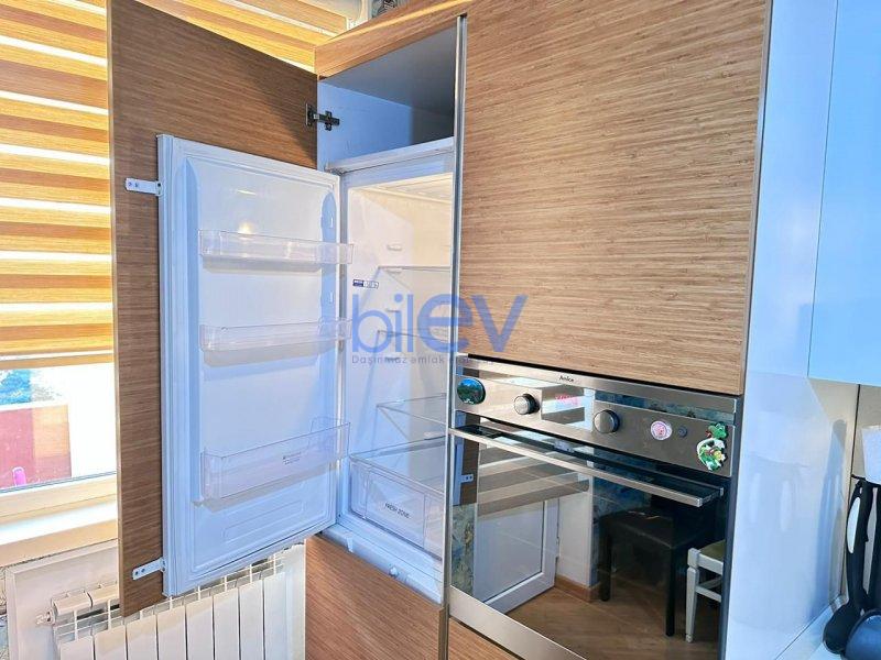 Kirayə (aylıq) 3 otaqlı Yeni Tikili  100m², Bakı