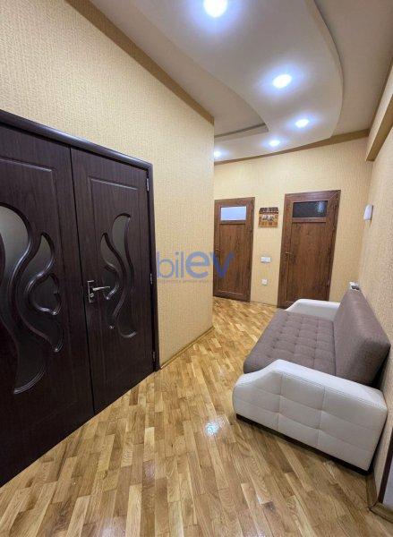 Kirayə (aylıq) 2 otaqlı Yeni Tikili  100m², Bakı