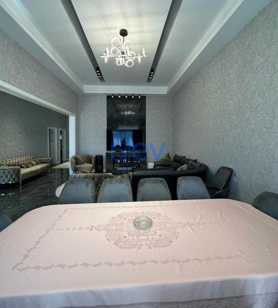 Satılır 4 otaqlı Bağ evi  230m², Bakı