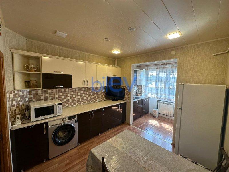 Satılır 3 otaqlı Köhnə Tikili  72m², Bakı