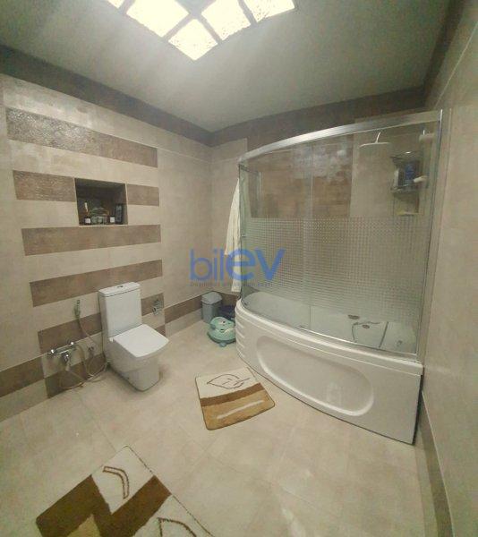 Satılır 5 otaqlı Həyət evi  264m², Bakı