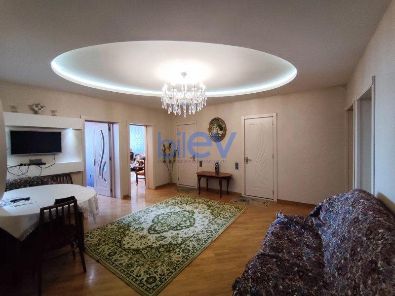 Kirayə (aylıq) 3 otaqlı Yeni Tikili  130m², Bakı