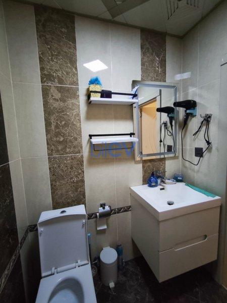 Kirayə (aylıq) 3 otaqlı Yeni Tikili  130m², Bakı