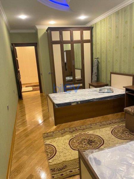 Kirayə (aylıq) 3 otaqlı Yeni Tikili  132m², Bakı