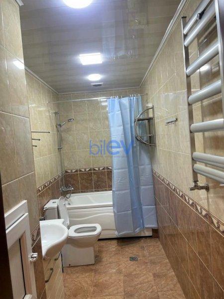 Kirayə (aylıq) 3 otaqlı Yeni Tikili  132m², Bakı