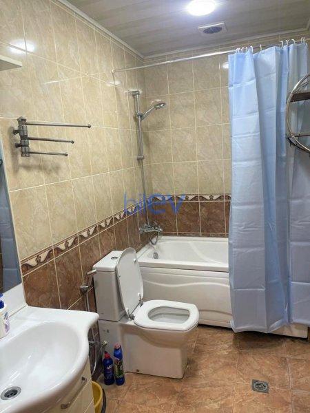 Kirayə (aylıq) 3 otaqlı Yeni Tikili  132m², Bakı