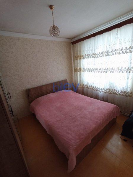 Satılır 4 otaqlı Köhnə Tikili  100m², Bakı