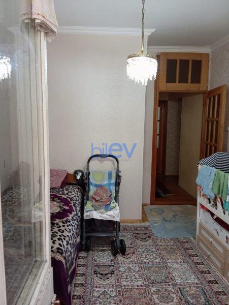 Satılır 4 otaqlı Köhnə Tikili  100m², Bakı
