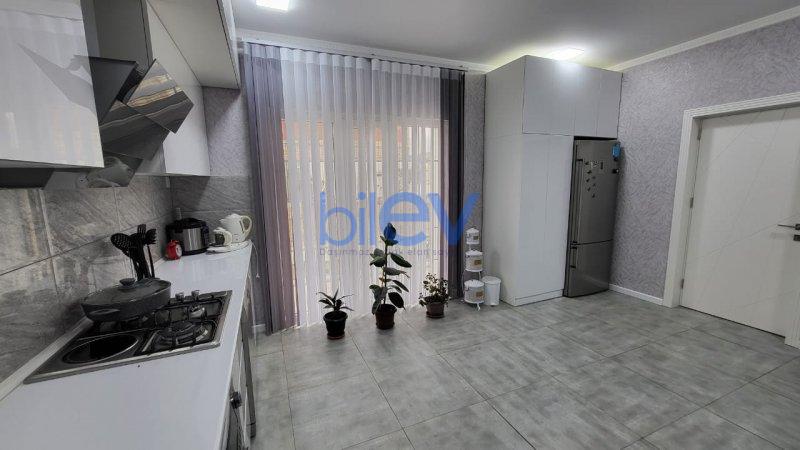 Satılır 5 otaqlı Həyət evi  280m², Bakı