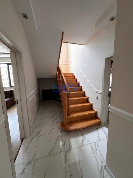 Kirayə (aylıq) 6 otaqlı Bağ evi  285m², Bakı