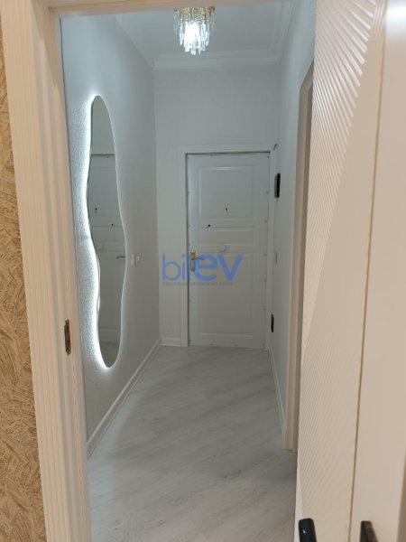 Satılır 3 otaqlı Köhnə Tikili  70m², Bakı