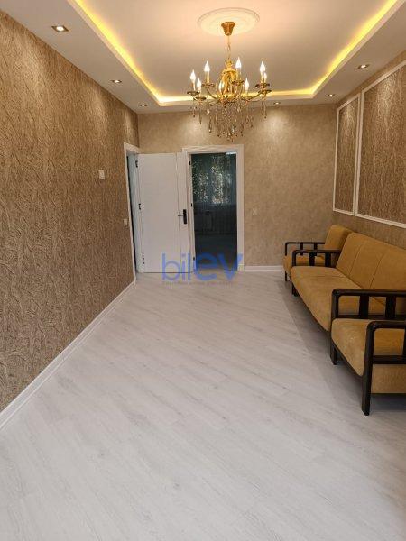 Satılır 3 otaqlı Köhnə Tikili  70m², Bakı