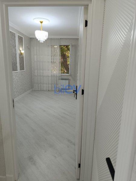 Satılır 3 otaqlı Köhnə Tikili  70m², Bakı