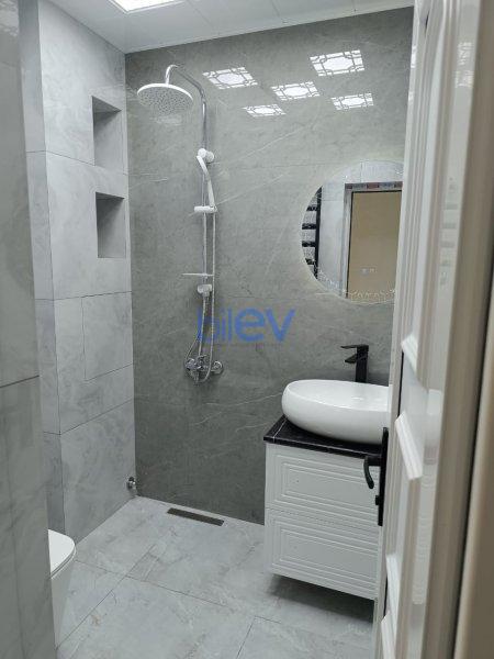 Satılır 3 otaqlı Köhnə Tikili  70m², Bakı