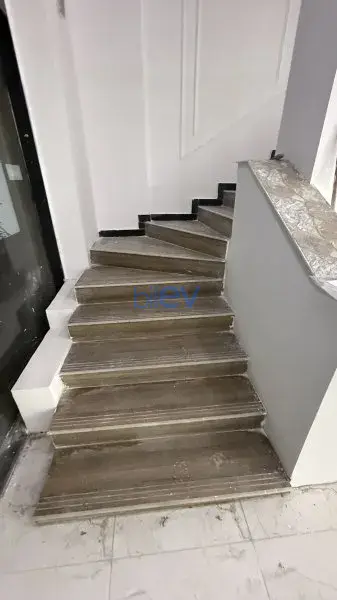 Kirayə (aylıq) 1 otaqlı Obyekt  170m², Bakı