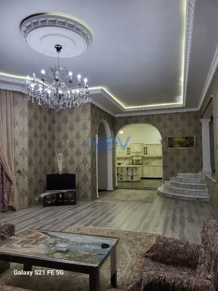 Satılır 5 otaqlı Bağ evi  240m², Bakı