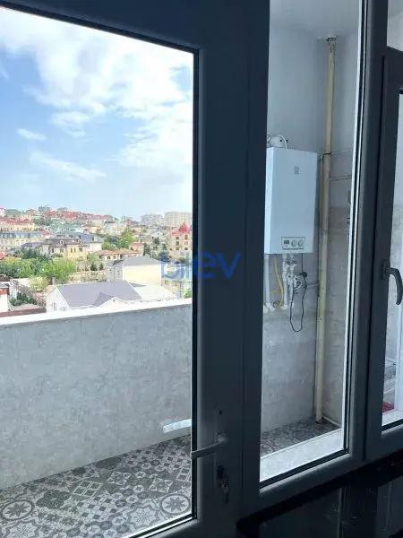 Aylıq Kirayə 3 otaqlı Yeni Tikili bina evi  127m², Bakı