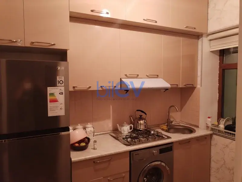 Aylıq Kirayə 4 otaqlı Həyət evi  98m², Bakı