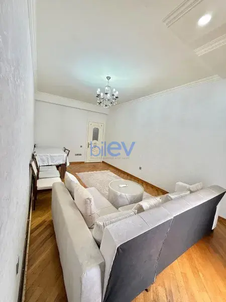 Kirayə (aylıq) 2 otaqlı Yeni Tikili  73m², Bakı