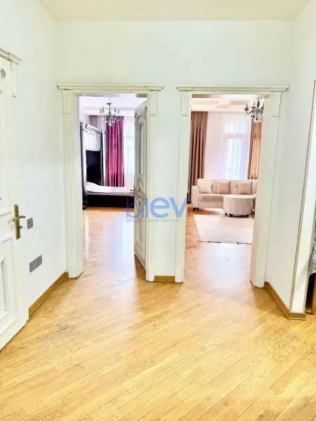 Kirayə (aylıq) 2 otaqlı Yeni Tikili  73m², Bakı