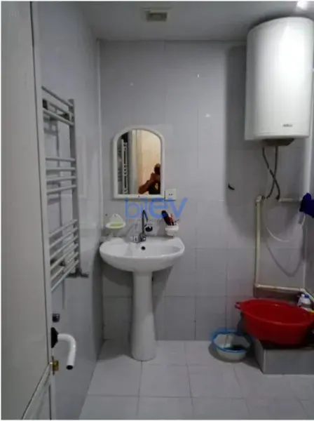 Satılır 1 otaqlı Köhnə Tikili  36m², Bakı