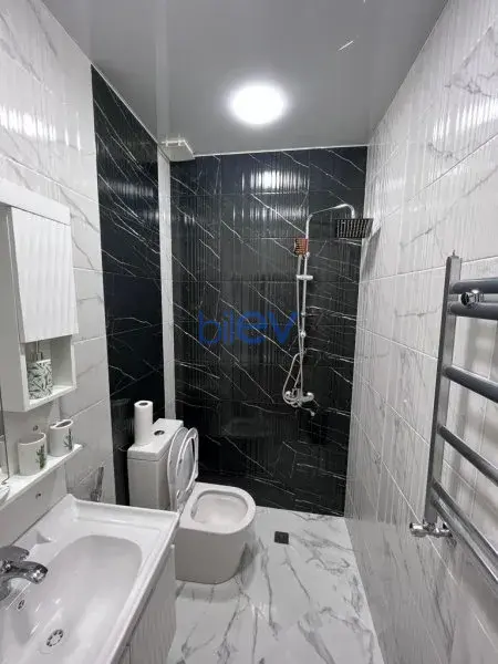 Kirayə (aylıq) 2 otaqlı Yeni Tikili  60m², Bakı