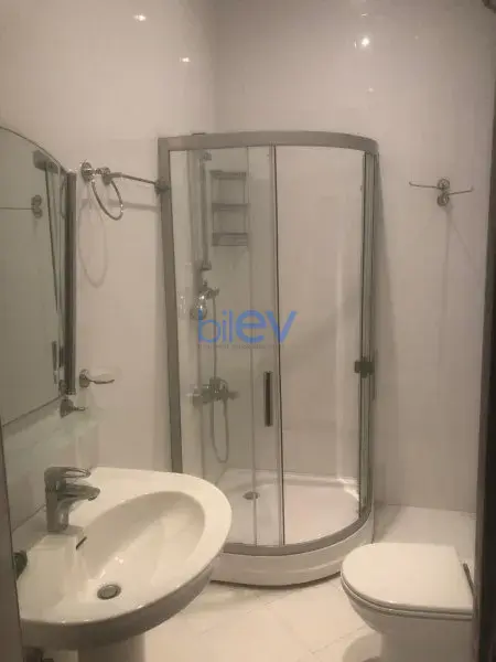 Satılır 9 otaqlı Bağ evi  340m², Bakı