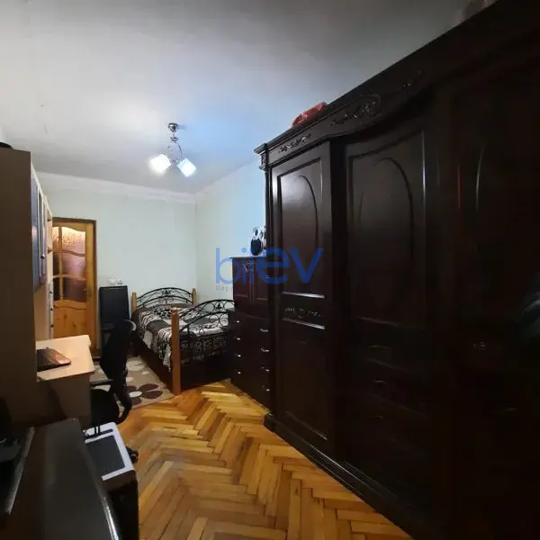 Kirayə (aylıq) 3 otaqlı Köhnə Tikili  65m², Bakı