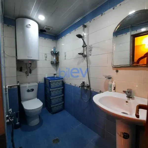 Kirayə (aylıq) 3 otaqlı Köhnə Tikili  65m², Bakı