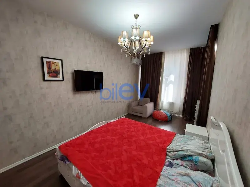 Kirayə (aylıq) 3 otaqlı Yeni Tikili  140m², Bakı
