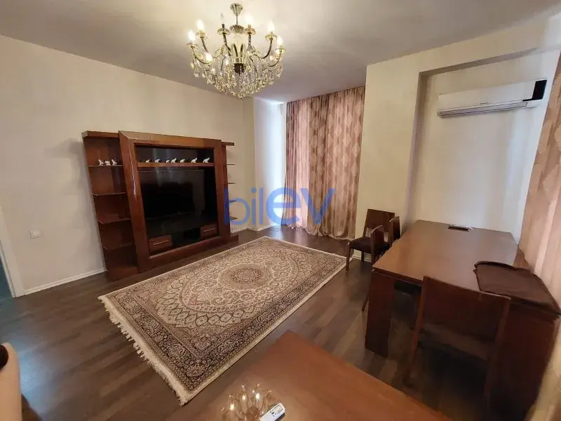 Kirayə (aylıq) 3 otaqlı Yeni Tikili  140m², Bakı