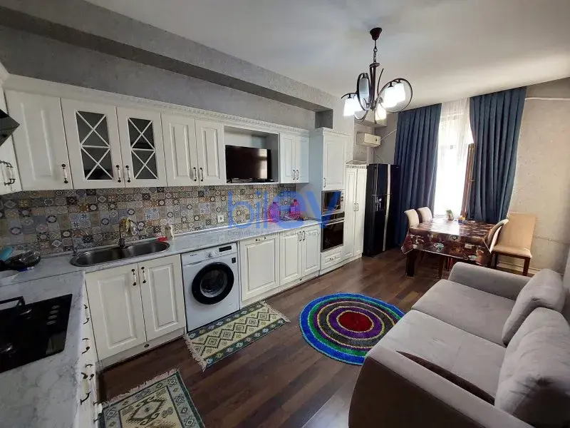 Kirayə (aylıq) 3 otaqlı Yeni Tikili  140m², Bakı