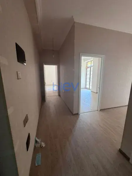 Satılır 3 otaqlı Yeni Tikili  80m², Bakı
