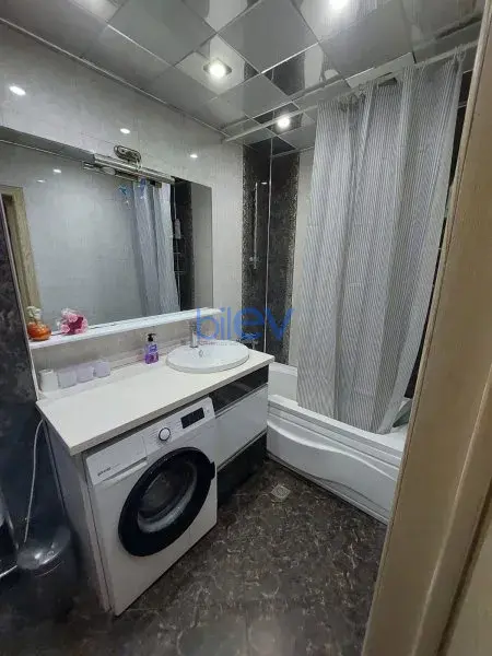 Kirayə (aylıq) 3 otaqlı Köhnə Tikili  70m², Bakı