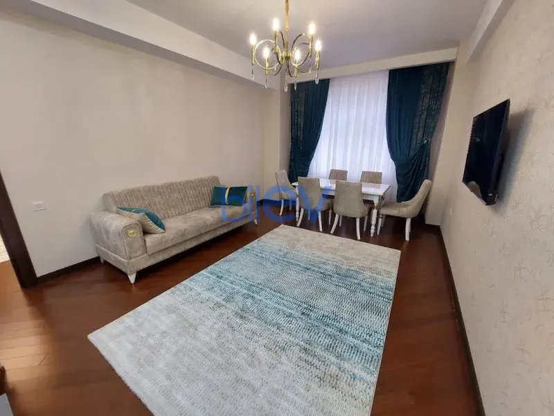 Kirayə (aylıq) 2 otaqlı Yeni Tikili  80m², Bakı