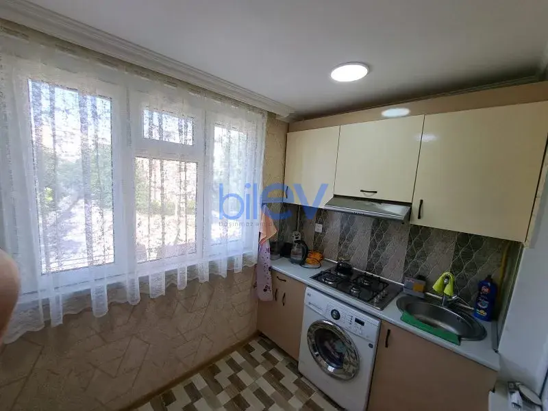 Satılır 2 otaqlı Köhnə Tikili  40m², Bakı