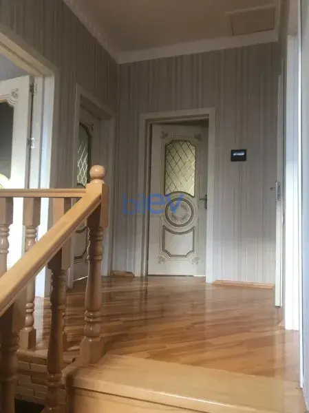 Satılır 5 otaqlı Həyət evi  200m², Bakı