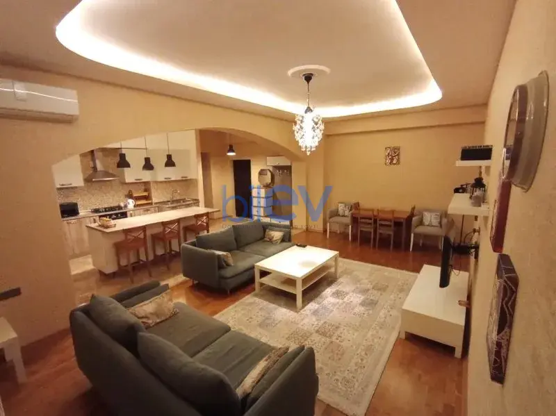 Satılır 2 otaqlı Yeni Tikili  71m², Bakı