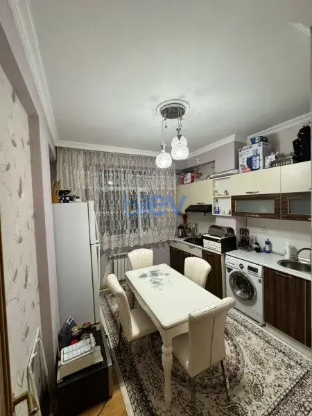 Satılır 2 otaqlı Yeni Tikili  72m², Bakı