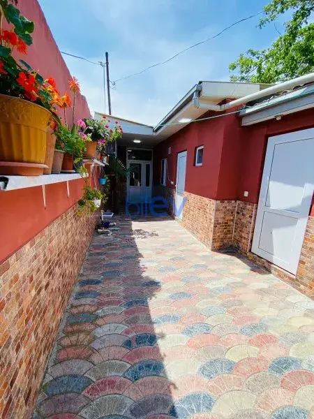 Satılır 4 otaqlı Həyət evi  100m², Bakı