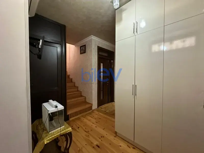 Satılır 5 otaqlı Həyət evi  200m², Bakı