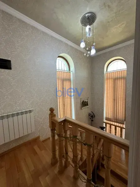 Satılır 5 otaqlı Həyət evi  200m², Bakı