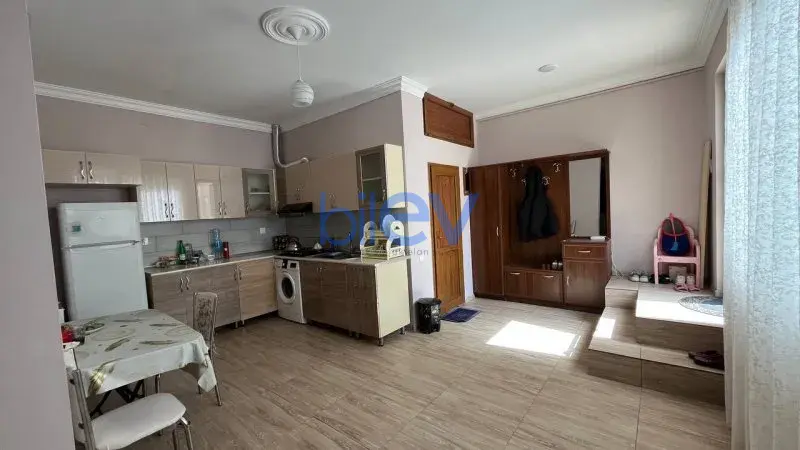 Aylıq Kirayə 3 otaqlı Həyət evi  120m², Bakı