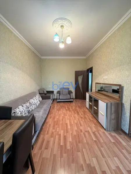 Kirayə (aylıq) 3 otaqlı Köhnə Tikili  75m², Bakı