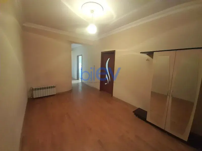 Satılır 3 otaqlı Yeni Tikili  128m², Bakı