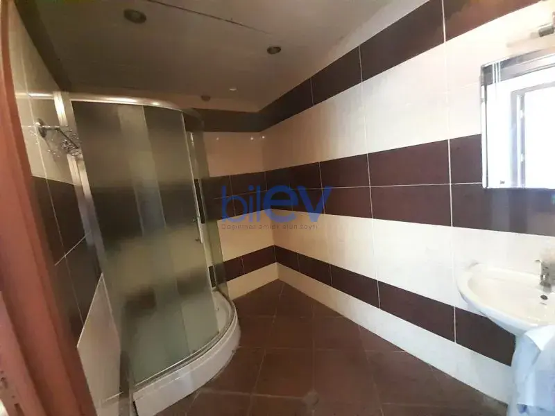 Satılır 3 otaqlı Yeni Tikili  128m², Bakı