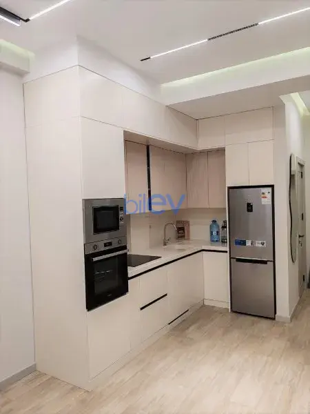 Kirayə (aylıq) 3 otaqlı Yeni Tikili  65m², Bakı
