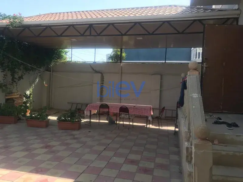 Satılır 5 otaqlı Həyət evi  200m², Bakı