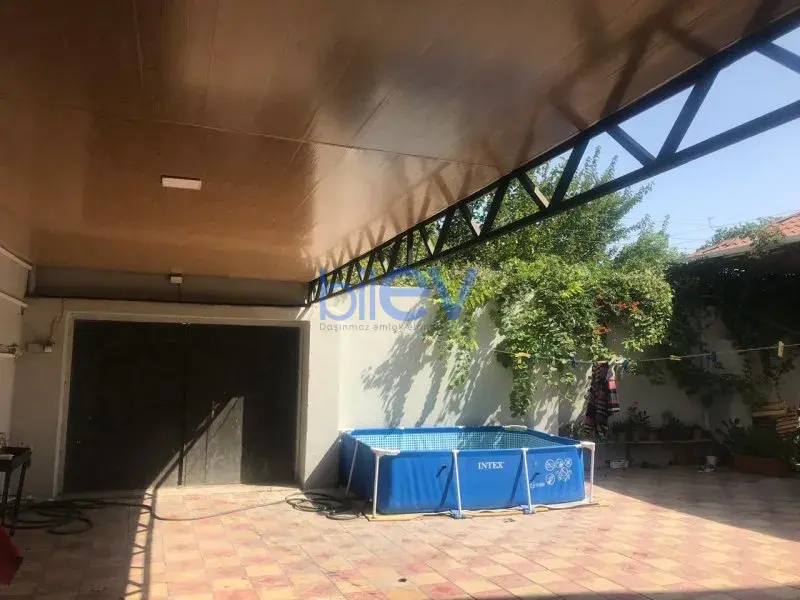 Satılır 5 otaqlı Həyət evi  200m², Bakı