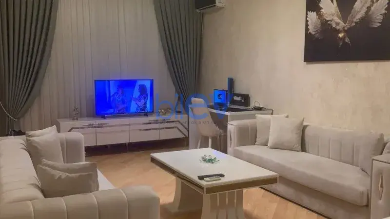 Satılır 2 otaqlı Yeni Tikili  68m², Bakı